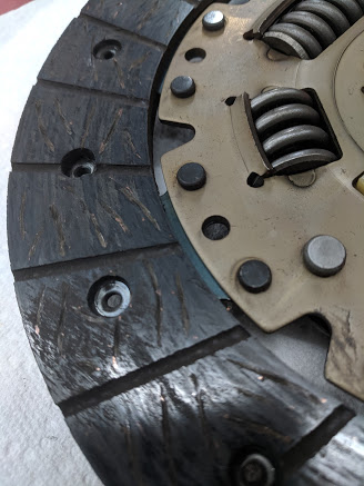 Illustration for article titled I've never seen a used clutch this new